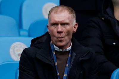 Massivt United-bråk: Nå bryter Scholes stillheten