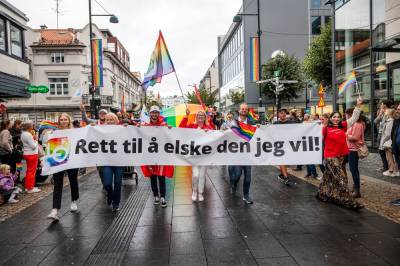 «Pride og FRI fremmer en delvis destruktiv ideologi»