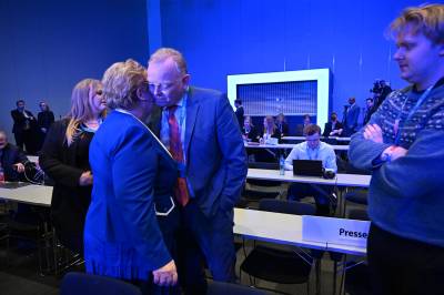 Erna Solberg takker familien: – Har støttet meg i motgang og medgang