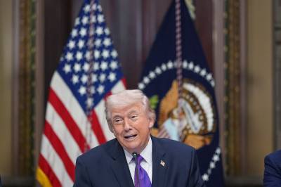 Trump ber land hente olje i Hormuzstredet