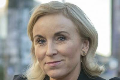 Kristin satt hos legen og pusta i en papirpose - men nekta å bli sykemeldt