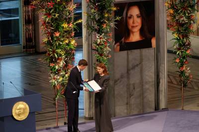 Enda farli­gere kan det bli, hvis Nobel­prisen misbrukes av Trump