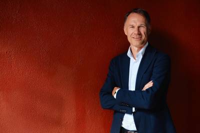 Storbank sabler ned kursmålet: Enorm interesse på konferanse