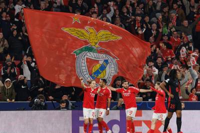 Benfica kjemper for overlevelse i Champions League i kveld - mot Mourinhos Fenerbahçe