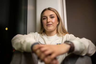 Skihoppere testes nakne av gynekologer