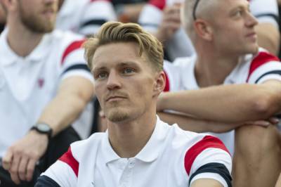 – Han ser fri ut