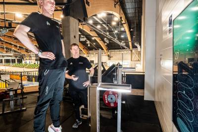 På dagtid er de ingeniører – på kveldstid er de gründere