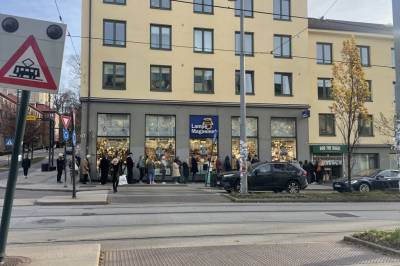 Køene var enorme: - Slått dundrende konkurs