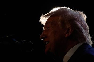 Trump mandag om Iran-krigen: «Veldig ferdig, stort sett.» Senere samme kveld var tonen en litt annen.