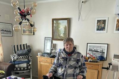 Raser mot Helthjem: – Ble grisesur