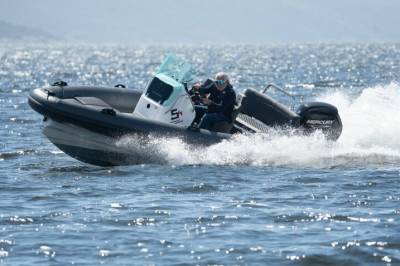 Airborne 5.4 er en sporty 18-foter fra Nordkapp