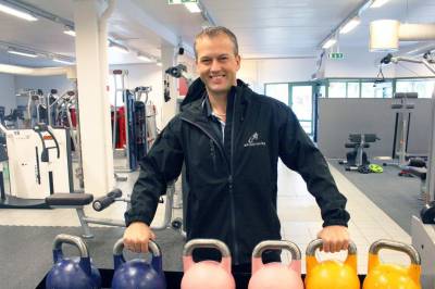 Solgte treningskjeden to ganger på to år og tjente 360 millioner kroner