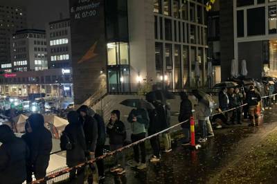 Spinnvill kø: 900 meter