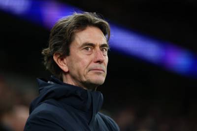 Full krise: Ryktet går i Sverige