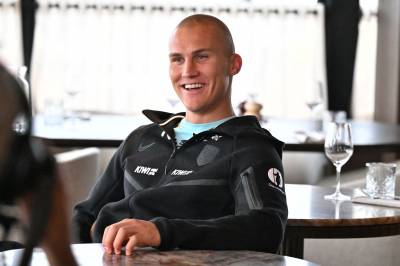 Leo Østigård om møtet med legenden: – Han ser ut som en løve