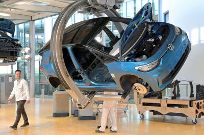 Dobbel kjempesmell for elbiler