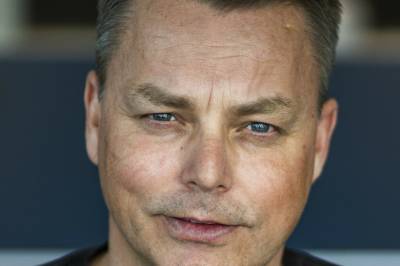 Riking gir opp: - Forlater Norge