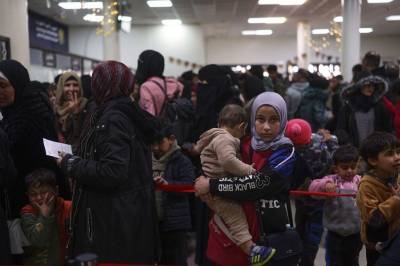 FN: 200.000 har flyktet fra Libanon til Syria i mars