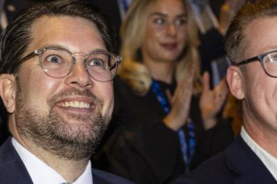 Titalls stormet ut etter Hitler-vits