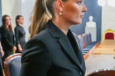 Professor: Ingrid Alexandras klesvalg forteller om et tydelig rolleskifte