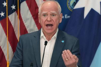 Walz sier Trump vil vurdere å redusere styrken i Minnesota