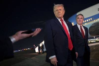 Trump sier han har snakket med NATOs Rutte om Grønland