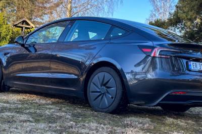 Teslas billigste får  økt rekkevidde