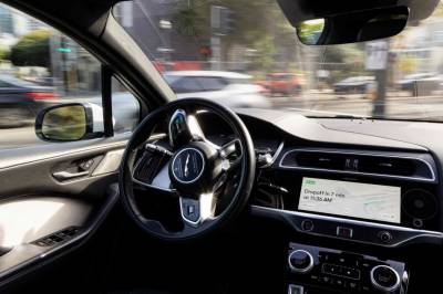 Kunstig intelligens utfordrer samfunnet – Norge må opprette «Kode Rød KI-gruppe» straks