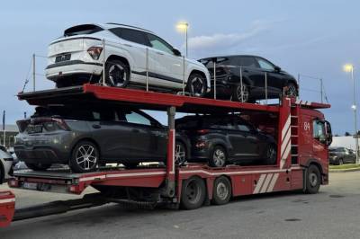 Her havner tusenvis av norske bruktbiler