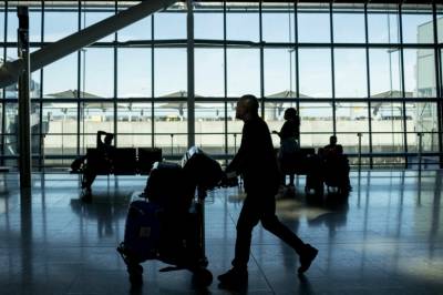 Kaos på flyplassene: Kutter ut spesial-behandling