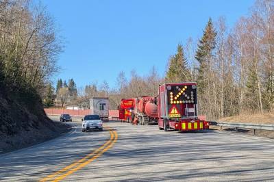 Vogntog står på E16