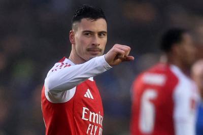 Hattrick fra utskjelte Martinelli sendte Arsenal videre i FA-cupen