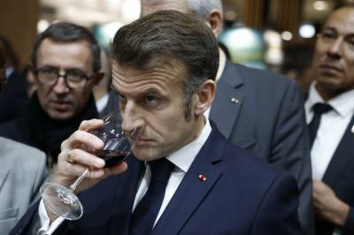 Snuserne slår tilbake: Vil forby fransk vin