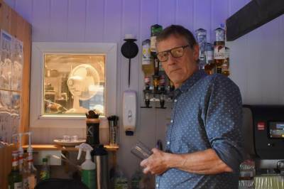 Avlyste over hele Norge: Harry satt alene