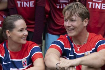 Dukket plutselig opp: - Lot seg rive med
