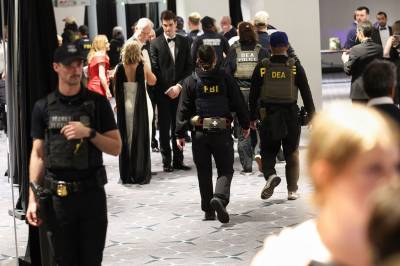 Trump evakuert etter skyting under korrespondentmiddag