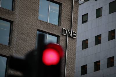 Tidligere banksjef og rådgivere i DNB tiltalt for grov korrupsjon og bedrageri