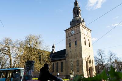 Brann utenfor Oslo domkirke