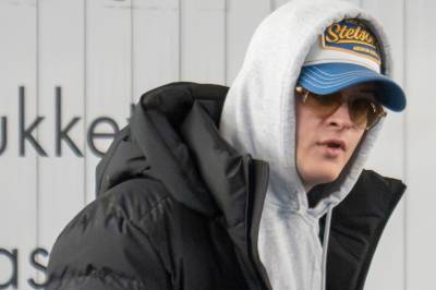 Høiby vil slippe ut av fengsel og gå med fotlenke