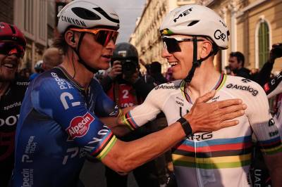 Mener sykkelstjernens dominans går for langt: – Han gjør sykkelsporten kjedelig