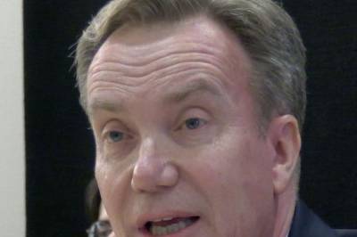 Brende om Epstein-kontakten: – Beklager