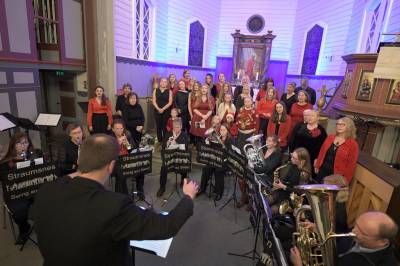 Sjelfull julekonsert fikk mange unge solister til å glitre