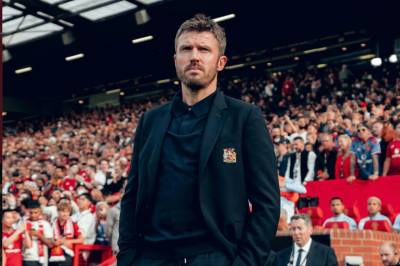 Manchester United manager Michael Carrick er sviktet av INEOS