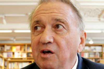 Fafo har fjernet Rød-Larsen fra veggen