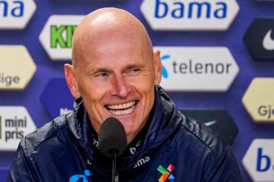 DIREKTE: Solbakken møter pressen