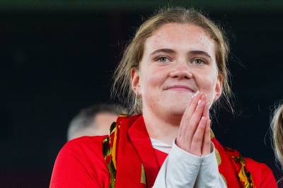 Full tilgang: Får Signe Gaupset Spurs-debuten i dag? Se kampen her.