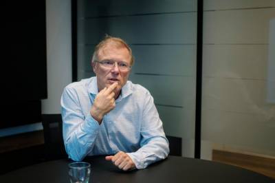 Bjellesauporteføljen bytter aksje på vegne av Peter Hermanrud