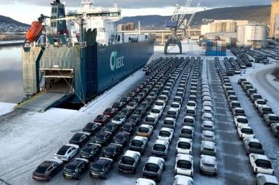 Kø av elbilar rett før «momsfristen»: – Det er ny rekord