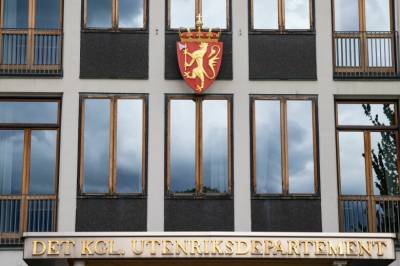 UD med nye svar til kontrollkomiteen – Juul sa det kunne være noe i bortstuede kasser