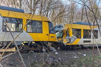 To tog har frontkollidert